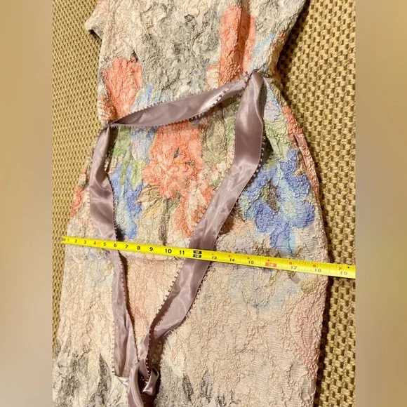 Adrianna Papell  Floral Dress with Satin Waistband size 10 - Picture 9 of 14